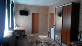 Отель Motel Xameleon Voznesensk Просторный одноместный номер-7